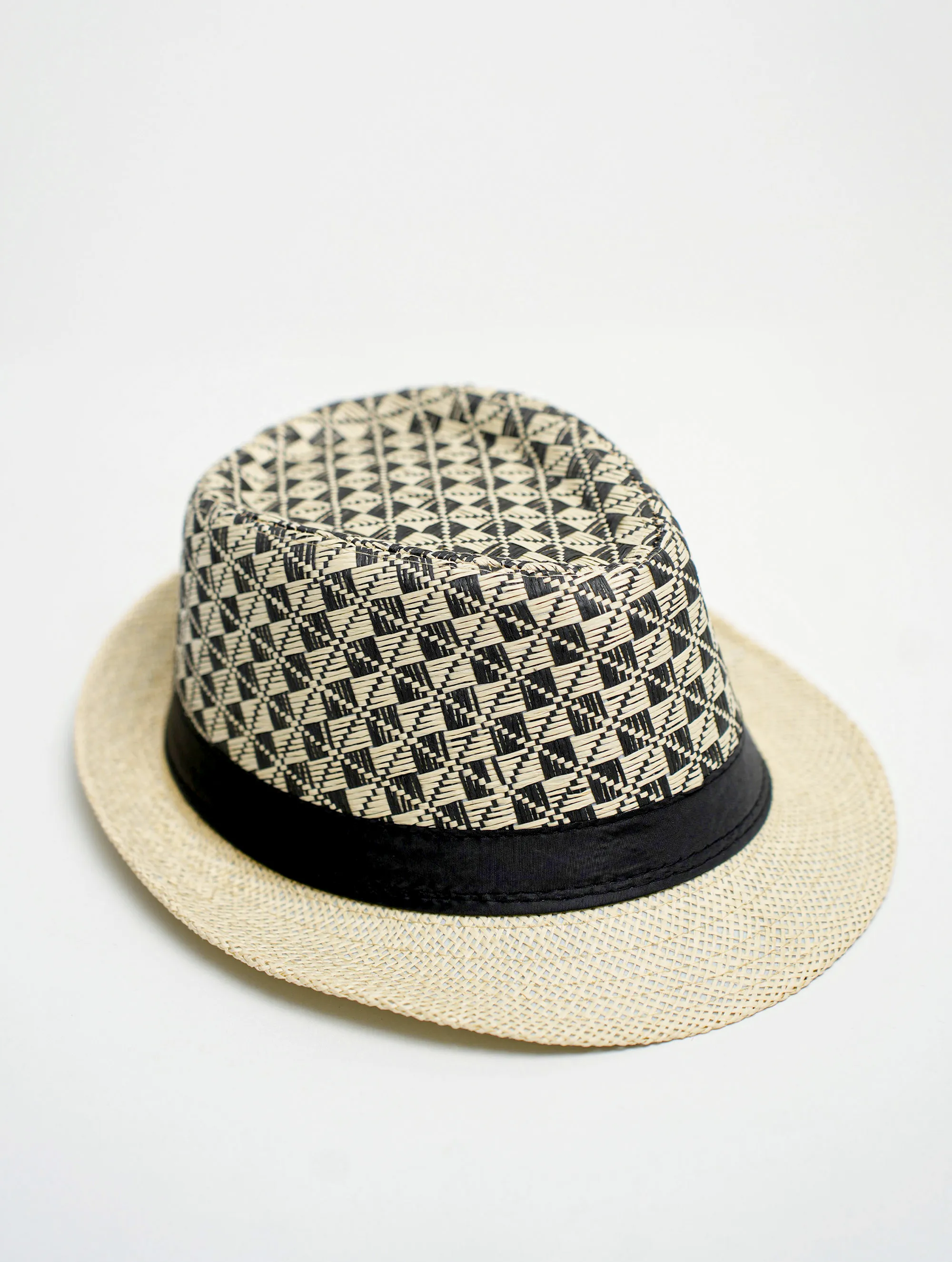 CHAPEAU