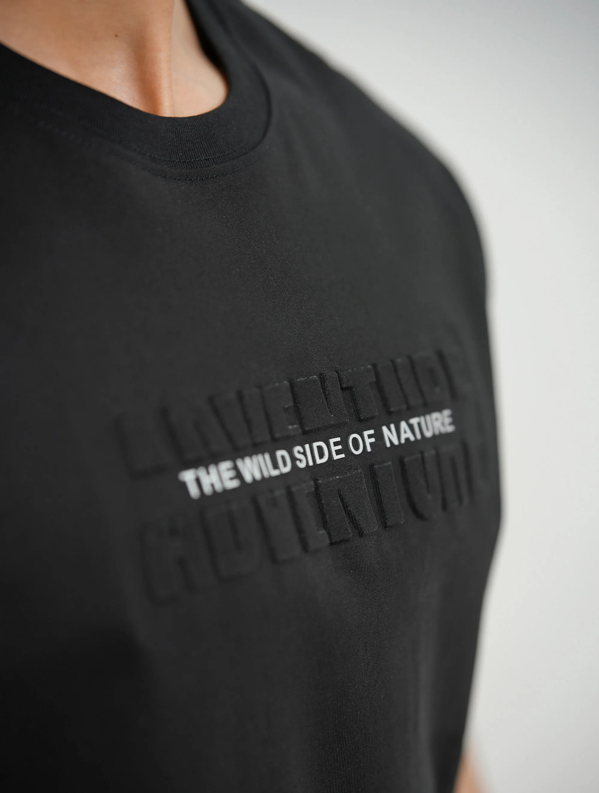 T-SHIRT
