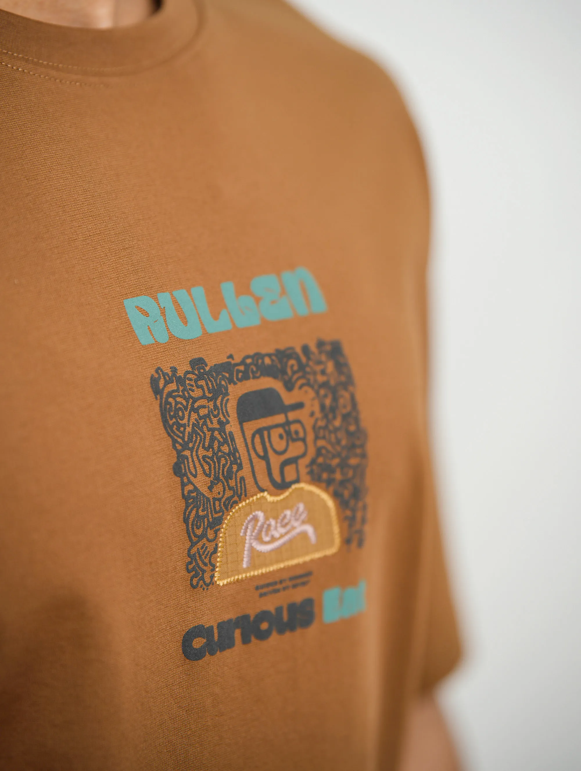 T-SHIRT